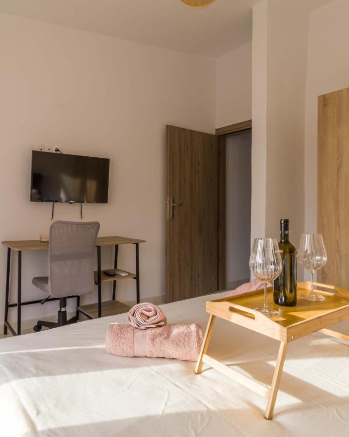 Seaside Serenity Suite In Loutra Kato Almiri Bagian luar foto